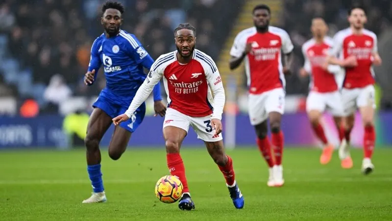 Arsenal đấu với Leicester - 01